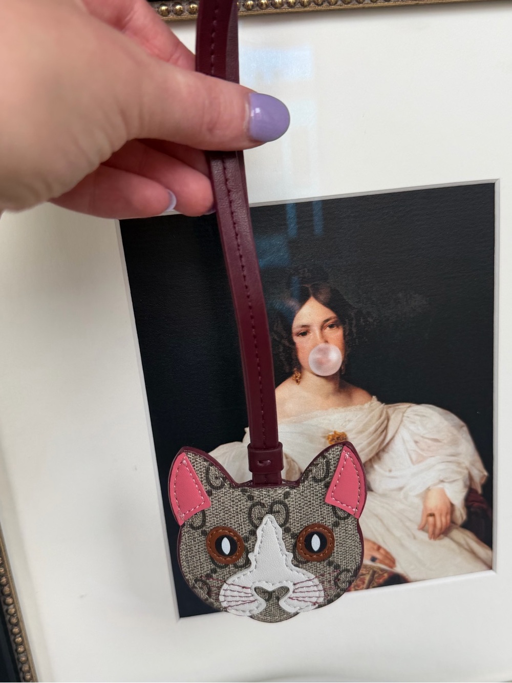 GUCCI Supreme Cat Bag Charm - Picture 4 of 4